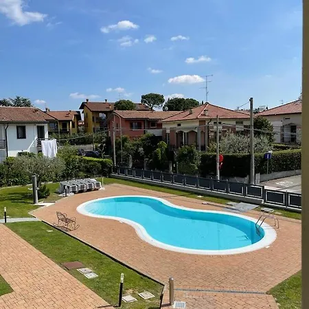Gardappartamenti Costa Pool * Desenzano del Garda