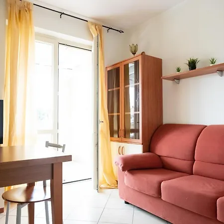 Lägenhet Gardappartamenti Costa Pool Desenzano del Garda