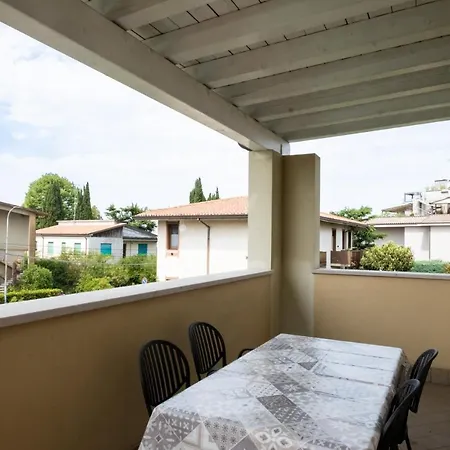 Lägenhet Gardappartamenti Costa Pool